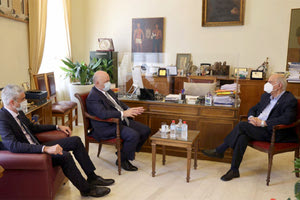 Συνάντηση Λαμπρινού με τον προέδρο της Eurobank