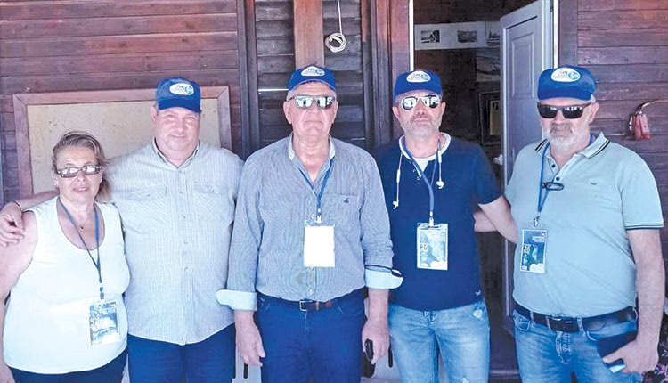 Καθάρισαν τον βυθό και την παραλία του Τσούτσουρα