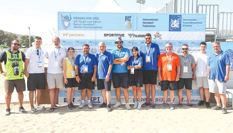 288 αγώνες σε 12 μέρες κάλυψε το γραφείο Τύπου του Παγκοσμίου Χάντμπολ που έγινε στο Ηράκλειο και είχε υπεύθυνο τον Κώστα Χατζηδημητρίου. Στο website δημοσιεύθηκαν 263 ειδήσεις, θέματα, συνεντεύξεις και στη photo gallery ανέβηκαν 146 φωτο. Επίσης 169 κείμενα ήταν στα Αγγλικά. 