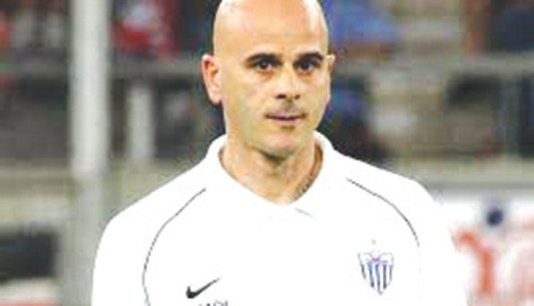 Ντεμπούτο Κετσπάγια με Ελλάδα