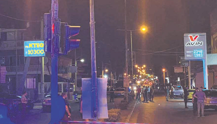 Αιματηρή συμπλοκή με σκληρούς κακοποιούς