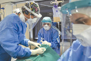 Ο αριθμός των ασθενών που νοσηλεύονται διασωληνωμένοι είναι 98