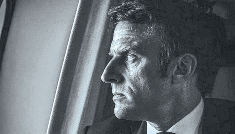 «Ο Δίας γονάτισε»