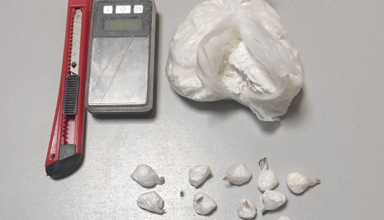 Την κόρη του χρησιμοποιούσε σύμφωνα με την ΕΛ.ΑΣ. ο 38χρονος