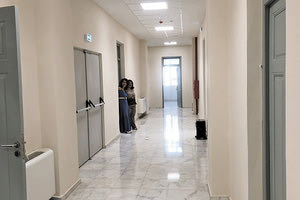 τοιμος ο όροφος Σχεδόν έτοιμη είναι η ανακαίνιση του πρώτου ορόφου του κεντρικού κτηρίου της Περιφέρειας Κρήτης που έγινε με σεβασμό στην ιστορικότητα του οικοδομήματος.