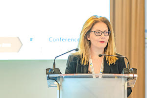 Η επικεφαλής του Ευρωπαϊκού Συνασπισμού Ασθενών με Καρκίνο, κα. Χάρις Γιρβαλάκη, τονίζει πως πρώτος στόχος είναι η ισότιμη πρόσβαση όλων των ασθενών στις δομές υγείας