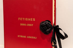 Μια πολύ σημαντική δωρεά εκ μέρους της εικαστικού κ. Κυριακής Αρκουλή δέχτηκε τις ημέρες αυτές το Μουσείο Εικαστικών Τεχνών Ηρακλείου.