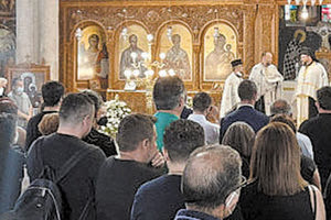 Ύστατο χαίρε στον Γιώργο Πουλινάκη