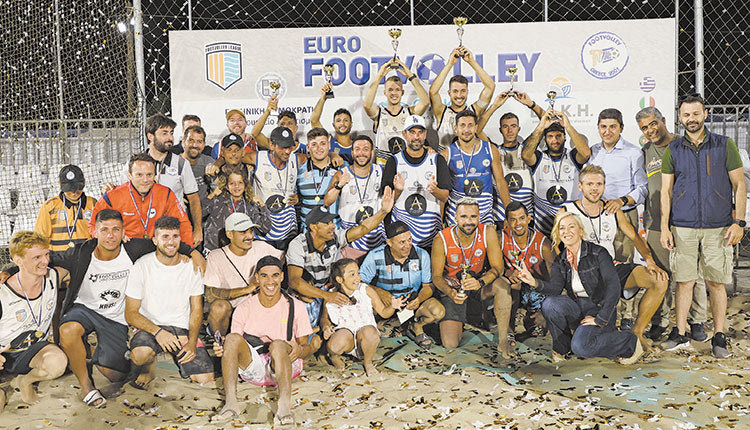 Oι φιναλίστ της διοργάνωσης με τον κ. Αυγενάκη και αθλητικούς φορείς