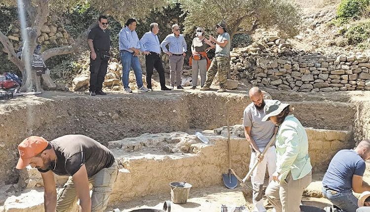 ΕΠΙΣΚΕΨΗ ΑΡΝΑΟΥΤΑΚΗ ΣΤΟΝ ΑΡΧΑΙΟΛΟΓΙΚΟ ΧΩΡΟ Η Περιφέρεια θα ενισχύσει  τις ανασκαφές στη Λύττο