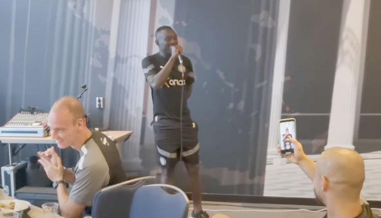 ΤΑ ΤΡΑΓΟΥΔΙΑ ΤΩΝ ΝΕΩΝ ΤΟΥ ΟΦΗ