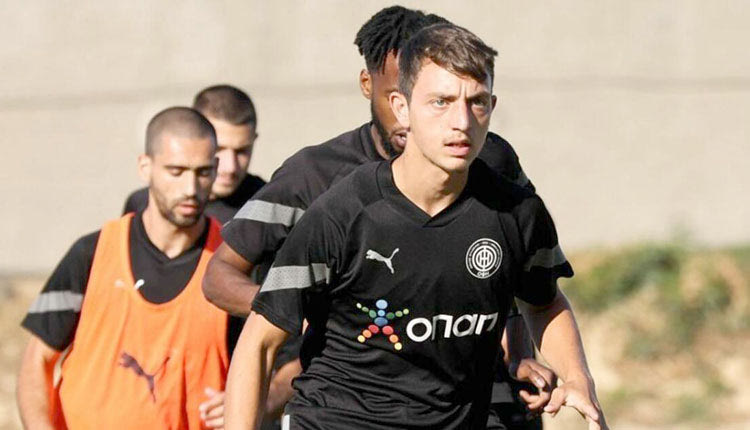 Ο Γιάννης Αποστολάκης