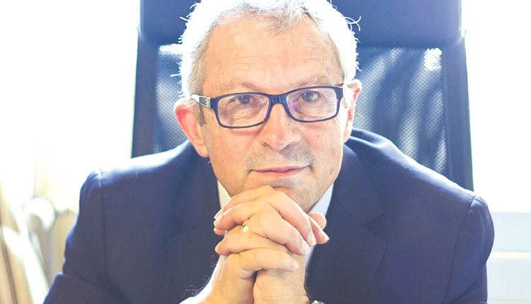 ο Ιωσήφ Σηφάκης,