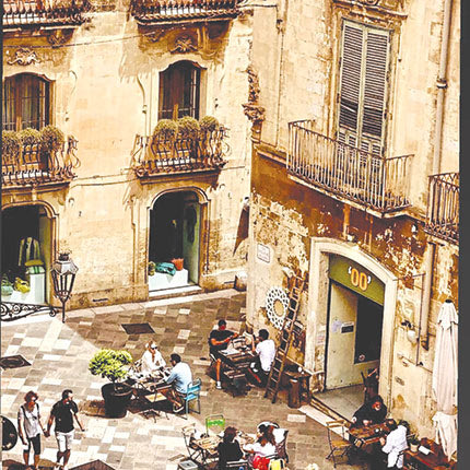 Στη Φλωρεντία του νότου, στο Lecce, γευματίσαμε στο ατμοσφαιρικό εστιατόριο  "OO” doppiozero... 