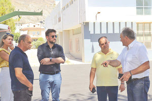 Η παραίτηση και η επίσκεψη