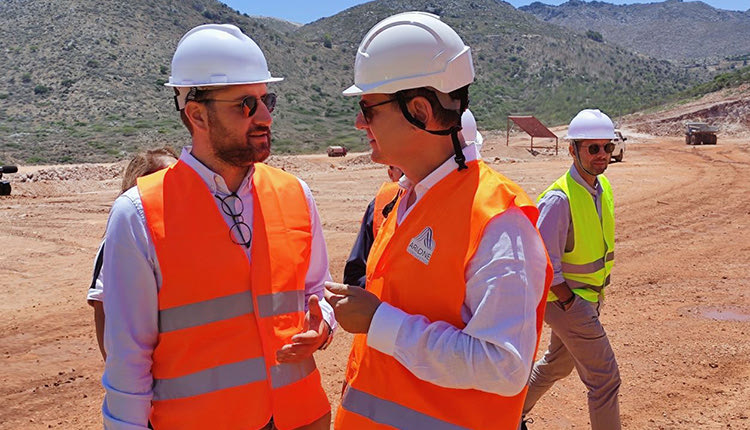 Από τη χθεσινή επίσκεψη στο εργοτάξιο της Δαμάστας