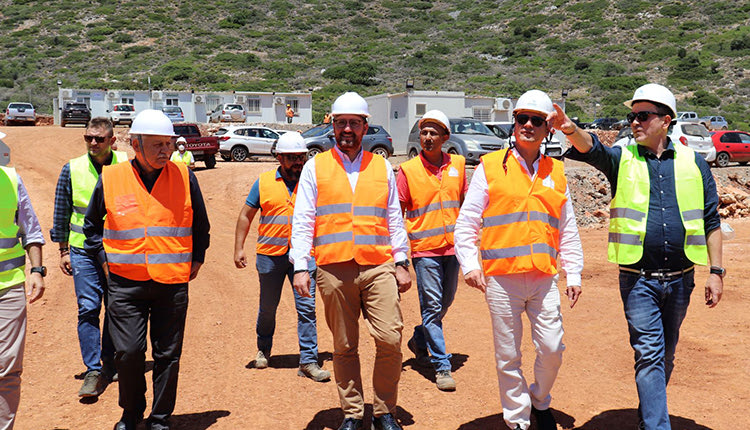 Από τη χθεσινή επίσκεψη στο εργοτάξιο της Δαμάστας