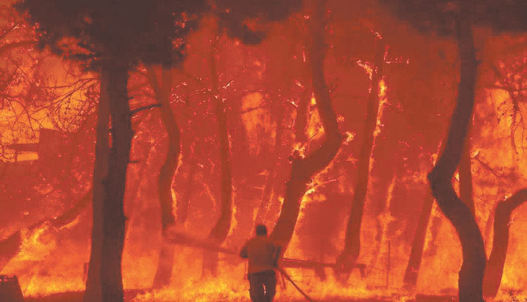 ΔΥΣΚΟΛΗ ΝΥΧΤΑ ΓΙΑ ΤΗΝ ΗΛΕΙΑ