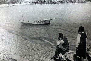 ΦΩΤΟΗΜΕΡΑΣ: Τα Μάταλα στις αρχές της δεκαετίας του ‘20 (φωτογραφία Nelly’s).