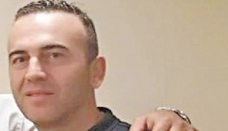 Ευτυχώς που υπάρχει και ο Μανόλης Σεβαστάκης