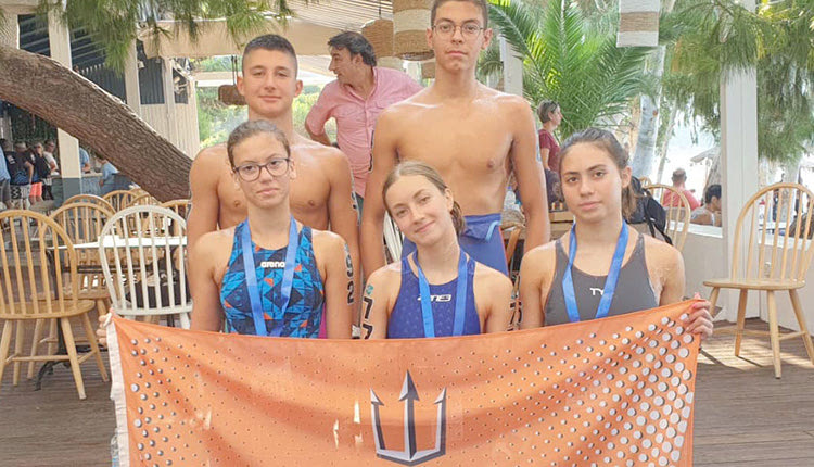 Η ομάδα του Τρίτωνα