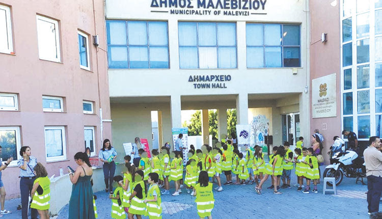 Πολύτιμες γνώσεις αλλά και παιχνίδι ανάμεσα σε μαθητές και τροχονόμους