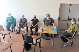 Συνάντηση ΚΚΕ με εργαζόμενους στο νοσοκομείο Αγ. Νικολάου