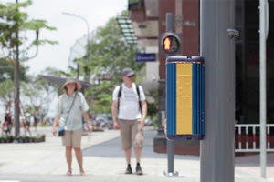 συσκευή ηχητικής διάταξης για τυφλούς σε φωτεινό σηματοδότη