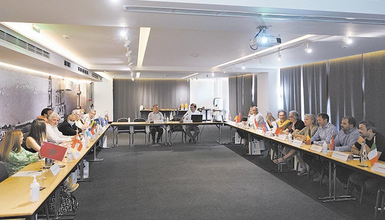 Από την πρώτη συνάντηση των πρόξενων της Κρήτης.