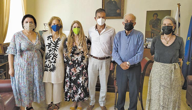 Για τις νέες επανεκδόσεις των βιβλίων του Νίκου Καζαντζάκη, ενημερώθηκε χθές Δήμαρχος Ηρακλείου Βασίλης Λαμπρινός