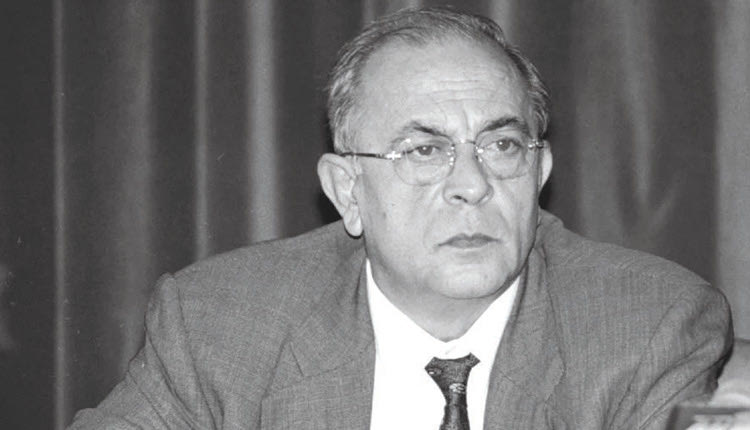 το ιστορικό στέλεχος του ΠΑΣΟΚ Δημήτρης Σκαμνάκης