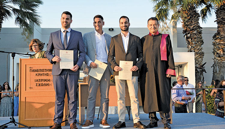 Mια ακόμη τελετή ορκωμοσίας και απονομής πτυχίων πραγματοποιήθηκε με τη συμμετοχή αποφοίτων  της Ιατρικής Σχολής, νέων διδακτόρων καθώς και αποφοίτων Προγραμμάτων Μεταπτυχιακών Σπουδών