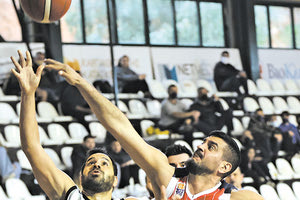 Την τελευταία του σεζόν στον ΟΦΗ και το μπάσκετ είχε πιθανότατα ο Αγαπιάδης