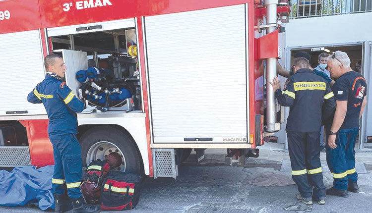 ΑΓΙΟΣ ΝΙΚΟΛΑΟΣ Αντί χλώριο έριξαν υδροχλωρικό οξύ στην... πισίνα