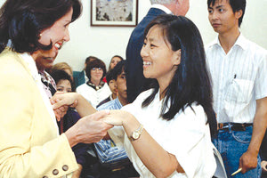 ΝΑΝΣΙ ΠΕΛΟΖΙ