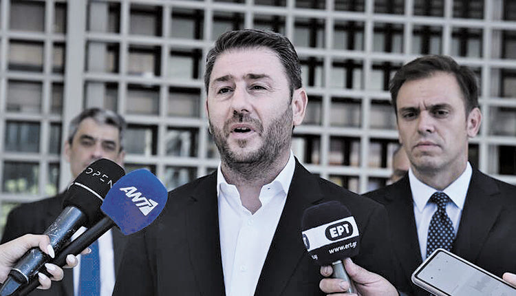 Ομολόγησαν ότι η ΕΥΠ παρακολουθούσε το τηλέφωνο του κ. Ανδρουλάκη