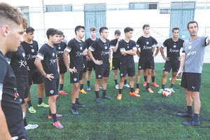 Μπήκαν χθες για πρώτη φορά στο ΒΑΚ Κ15 και Κ19 του ΟΦΗ και προπονήθηκαν υπό την επίβλεψη Κωφίδη και Πατεμτζή