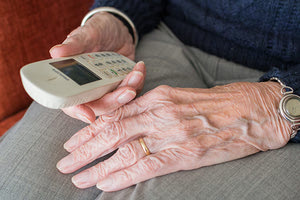 απατη σε ηλικιωμενους