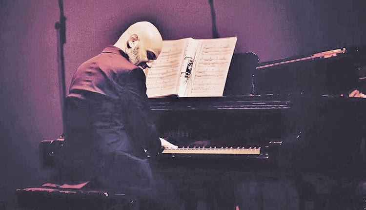 Σπύρος Ρασιάς πλήκτρα