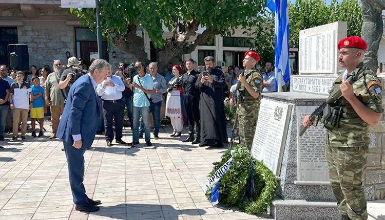 ΟΛΟΚΑΥΤΩΜΑ ΑΝΩΓΕΙΩΝ Τίμησαν τη μνήμη των πεσόντων