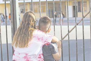 ΤΙ ΓΙΝΕΤΑΙ ΜΕ ΤΑ ΚΤΗΡΙΑ Θολό τοπίο πριν τη νέα σχολική χρονιά