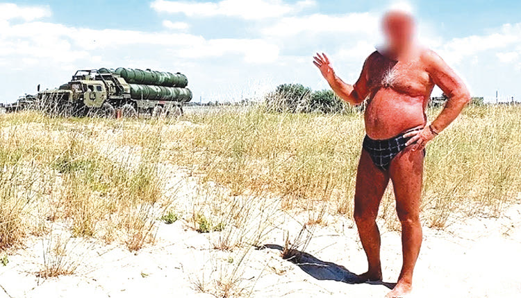 ΤΟΥς ΕΔΕΙΞΕ ΤΟΥΣ ΠΥΡΑΥΛΟΥΣ