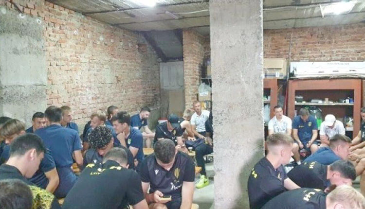 ετρεχαν στα καταφυγια