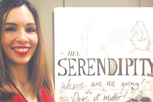 «Με τα τηλεσκόπιά μας βλέπουμε μόνο το περίπου 5% του Σύμπαντος», αναφέρει.