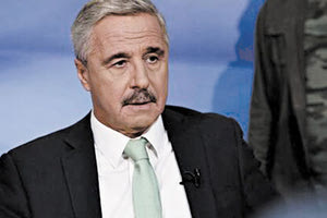 Γιάννης Μανιάτης.