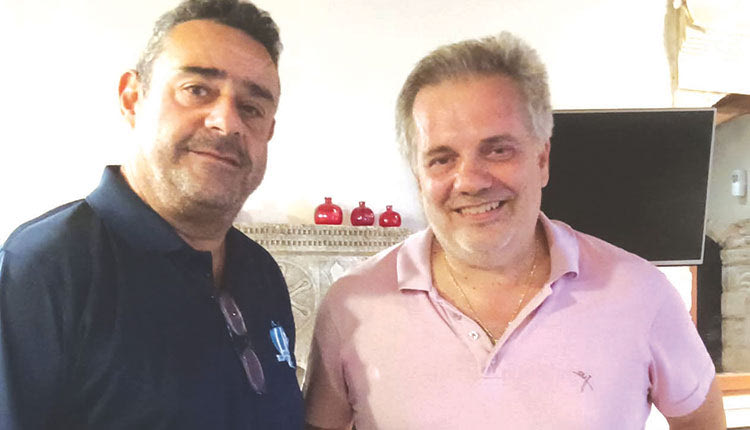 Η οικογένεια Κοσκινά έκανε το τραπέζι και φιλοξένησε με τον καλύτερο τρόπο τα μέλη της διοίκησης και τους παίκτες του Πόρου