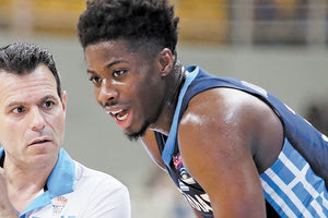 Αμφίβολη η συμμετοχή του Κώστα Αντεντοκούνμπο στο Ευρωμπάσκετ