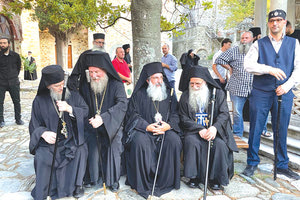 Ο Αρχιεπίσκοπος Κρήτης επισκέφτηκε το «περιβόλι της Παναγίας»