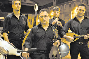 ΤΟ ΜΟΥΣΙΚΟ ΣΧΗΜΑ ΤΟΥ ΣΤΕΛΙΟΥ ΠΕΤΡΑΚΗ