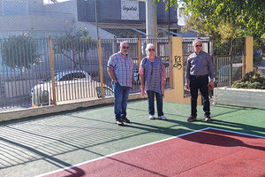 Εργασίες αποκατάστασης του πεπαλαιωμένου γηπέδου μπάσκετ και βόλεϊ του 11ου Γενικού Λυκείου Ηρακλείου από τη ΔΕΠΑΝΑΛ